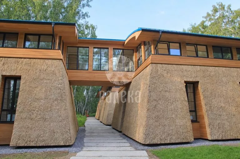 Standing Seam Roof and Reed Facades in Butovo